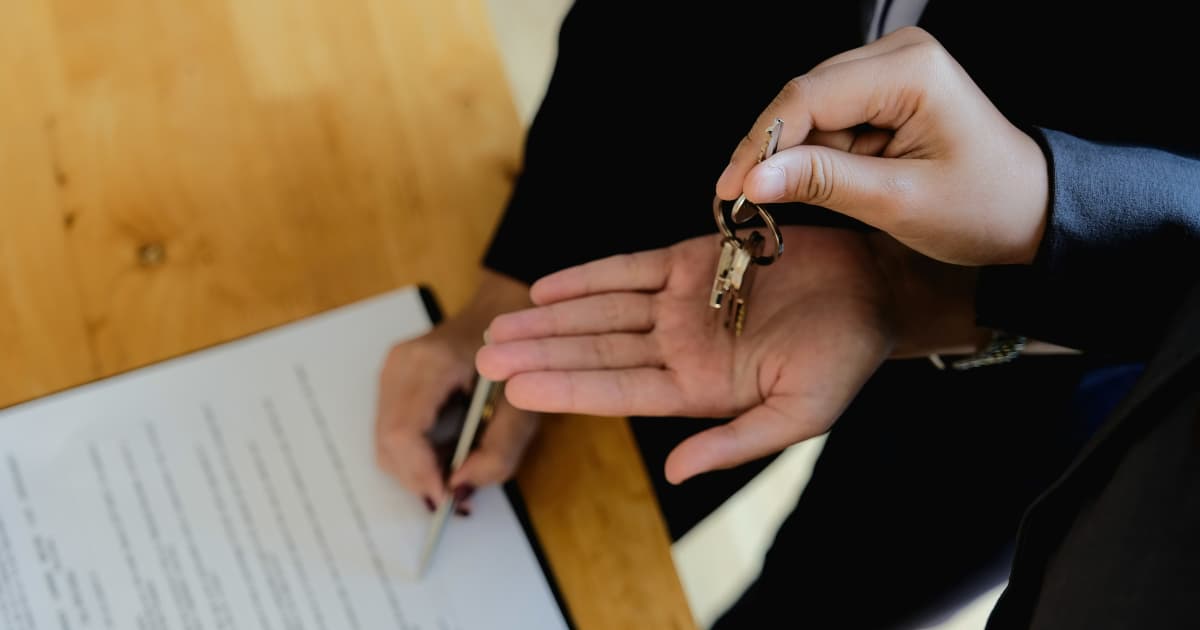 Latino Families Use Short-Term Rentals as Strategic Wealth-Building Tool