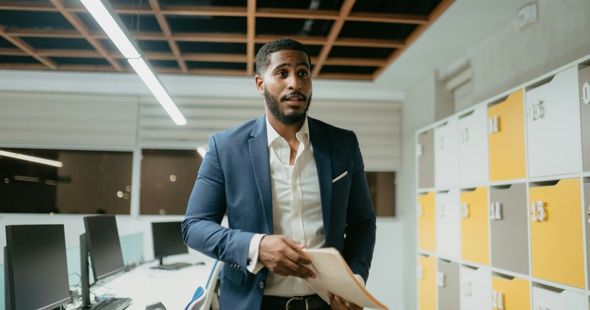 Investment Strategist Outlines Tactical Response to Federal Reserve Rate Cut at Southern California Forum